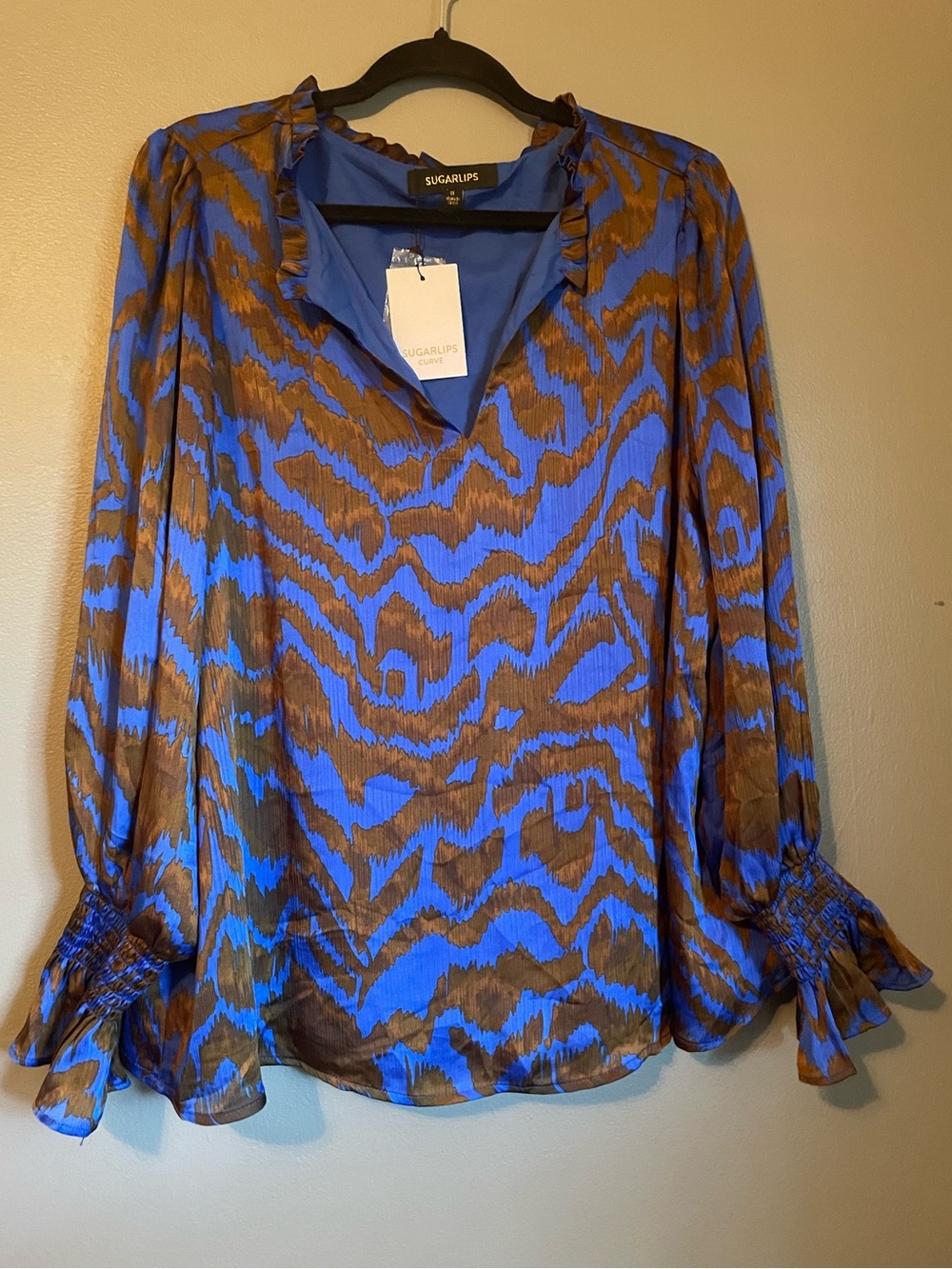 NWT Sugar Lips Sz 1X Womens Blue Brown Animal Pattern Blouse Top Shirt!